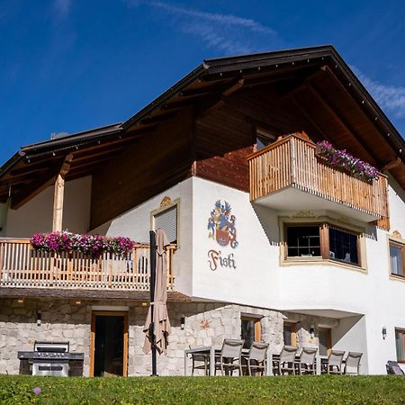Chalet Fisti La Villa  Eksteriør billede